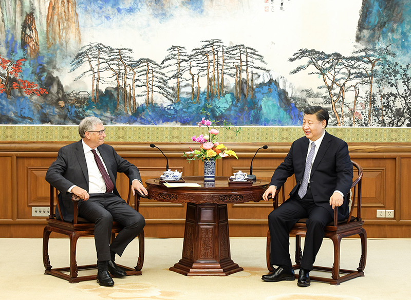 2023年6月16日，习近平主席在北京会见美国比尔及梅琳达·盖茨基金会联席主席比尔·盖茨。