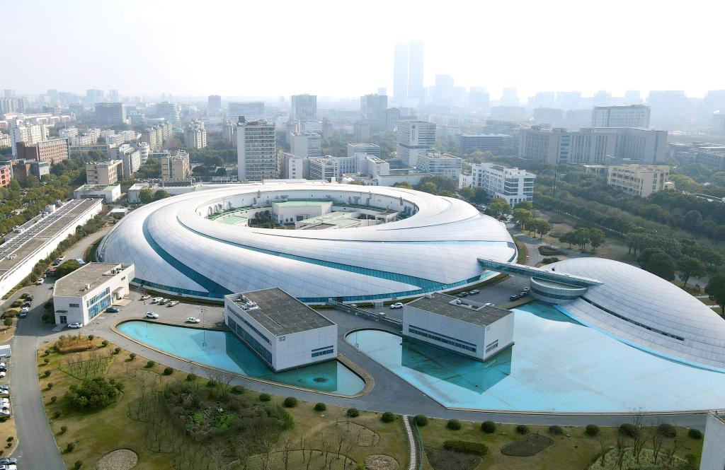 位于上海张江科学城的“上海光源”（2024年2月27日摄，无人机照片）。